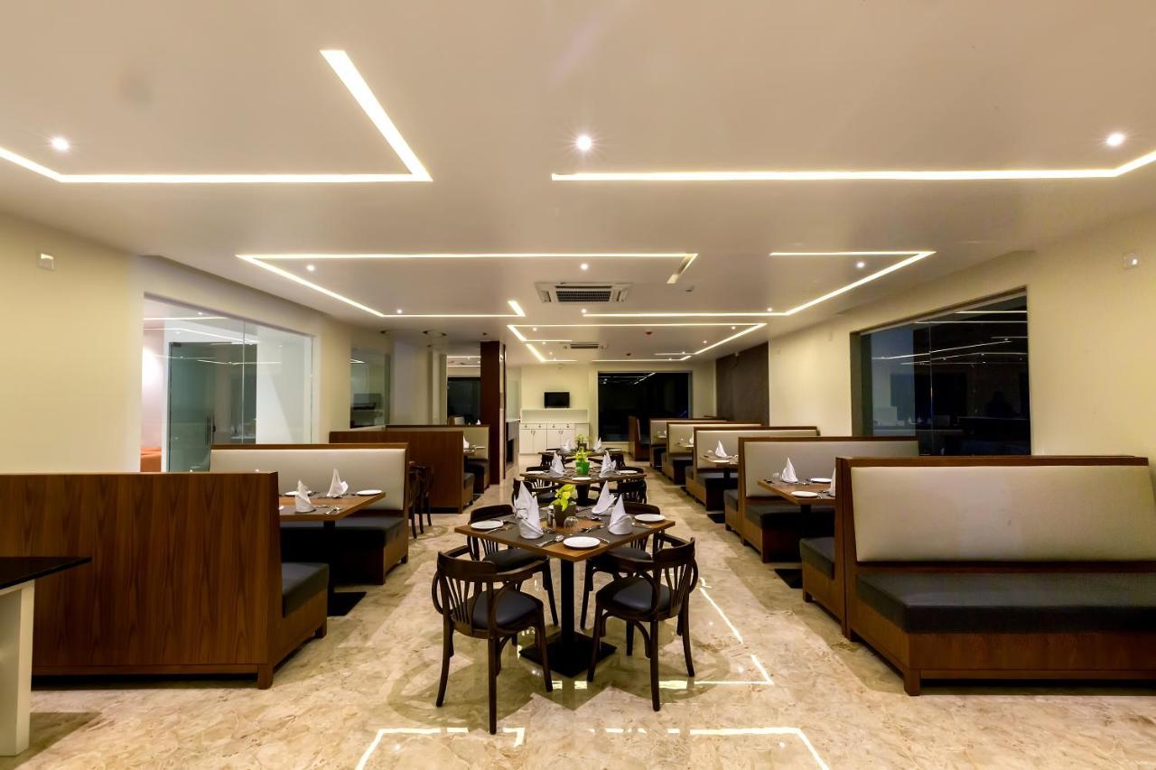The Fern Residency Vijayapura Hotel Bijāpur Exterior foto